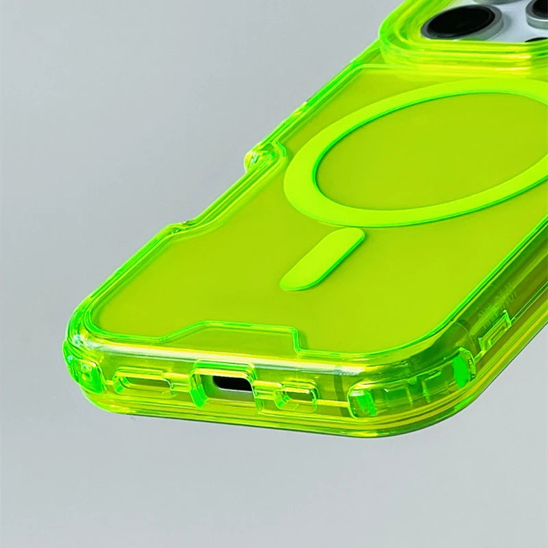 MagSafe Transparent Crystal Case with Neon Edges – Sleek Design for iPhone 16/15/14/13/12.